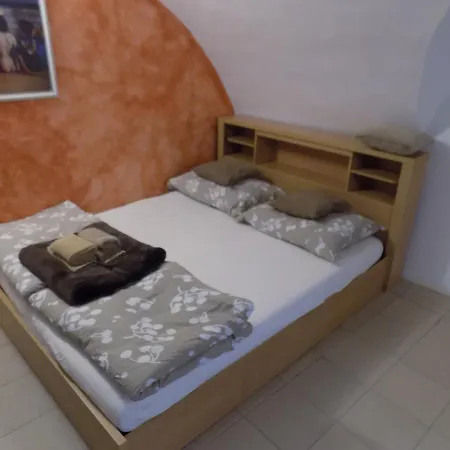 Apartman Latran 15